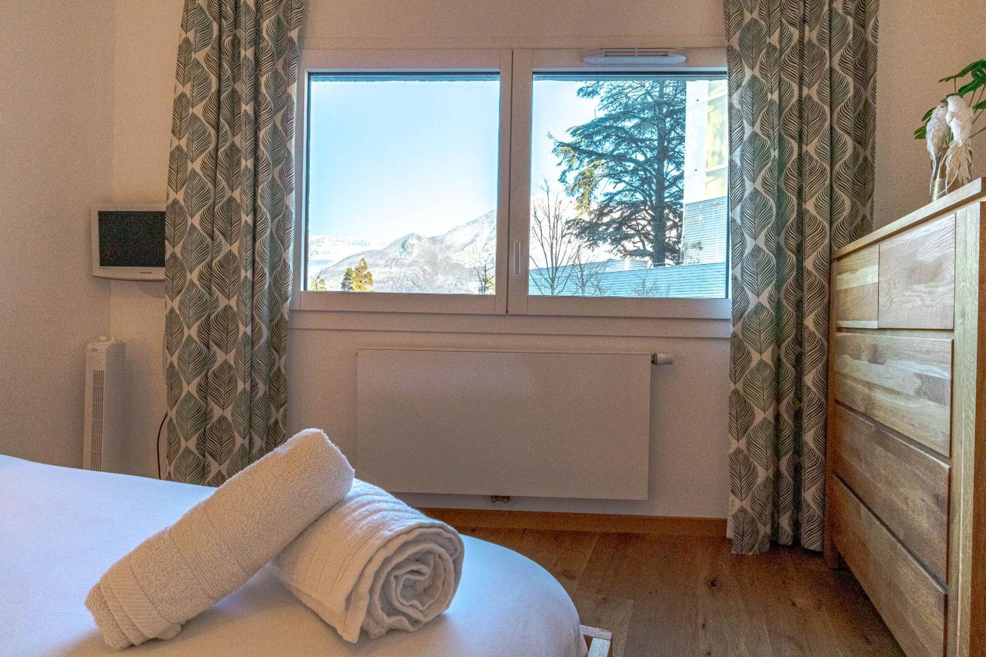 Reflet Du Veyrier 4 Etoiles - Proche Lac & Vieille Ville, Garage Prive, Secteur Recherche Annecy Exterior photo